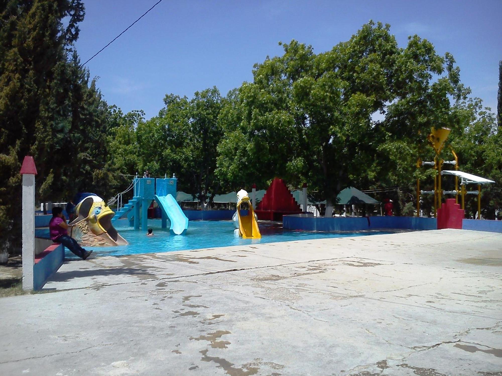 La Ilusion Hotel Campestre Y Balneario Parras de la Fuente Esterno foto