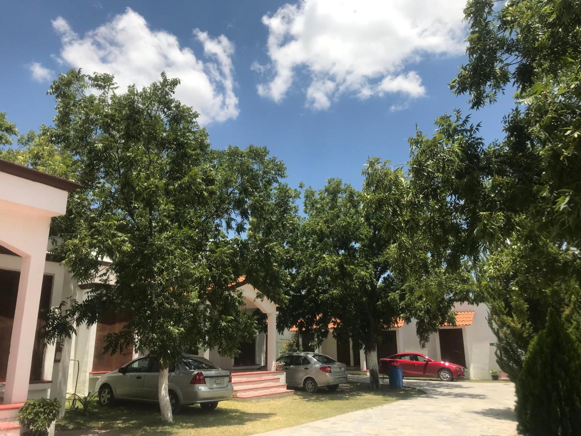La Ilusion Hotel Campestre Y Balneario Parras de la Fuente Esterno foto
