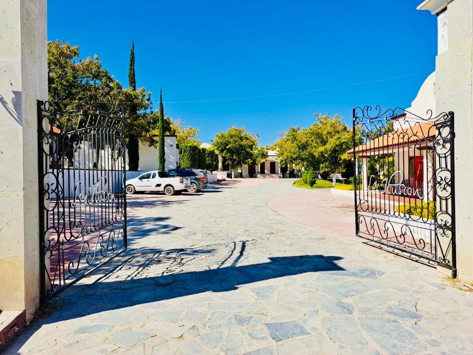 La Ilusion Hotel Campestre Y Balneario Parras de la Fuente Esterno foto